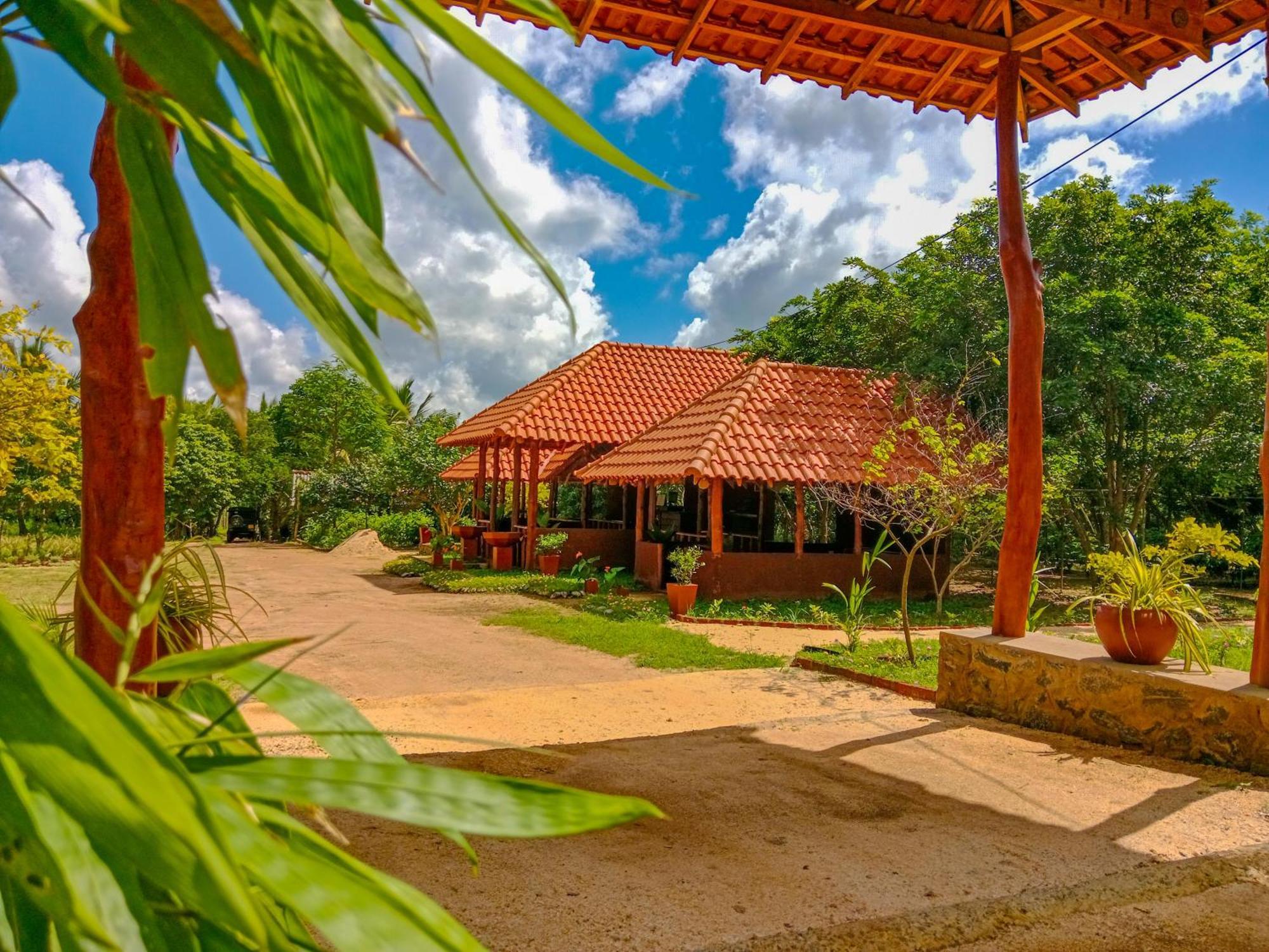 Ceylon Amigos Eco Resort Sigiriya Exterior foto
